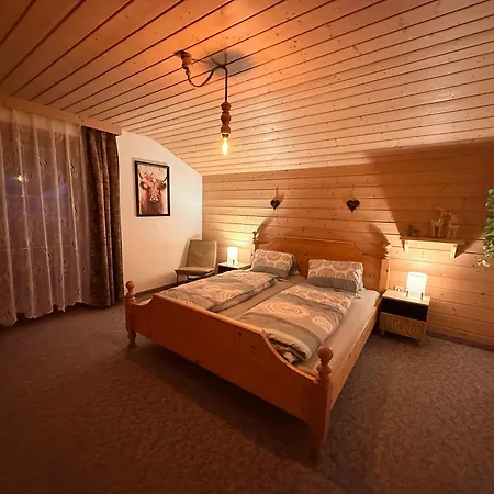 Haus Sauberbach Йерценс