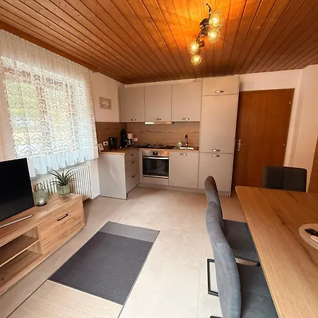 Haus Sauberbach Апартаменты Йерценс